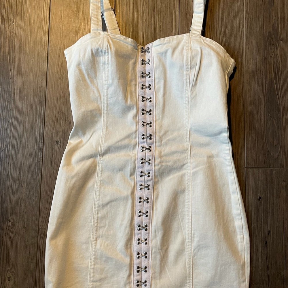 White Dress fitted